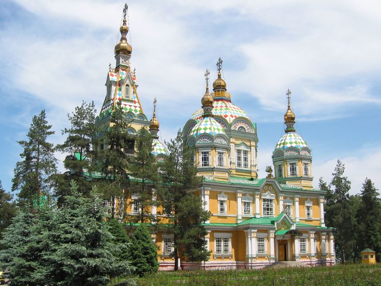 Воскресенский Собор в Алматы. Воскресенский Собор